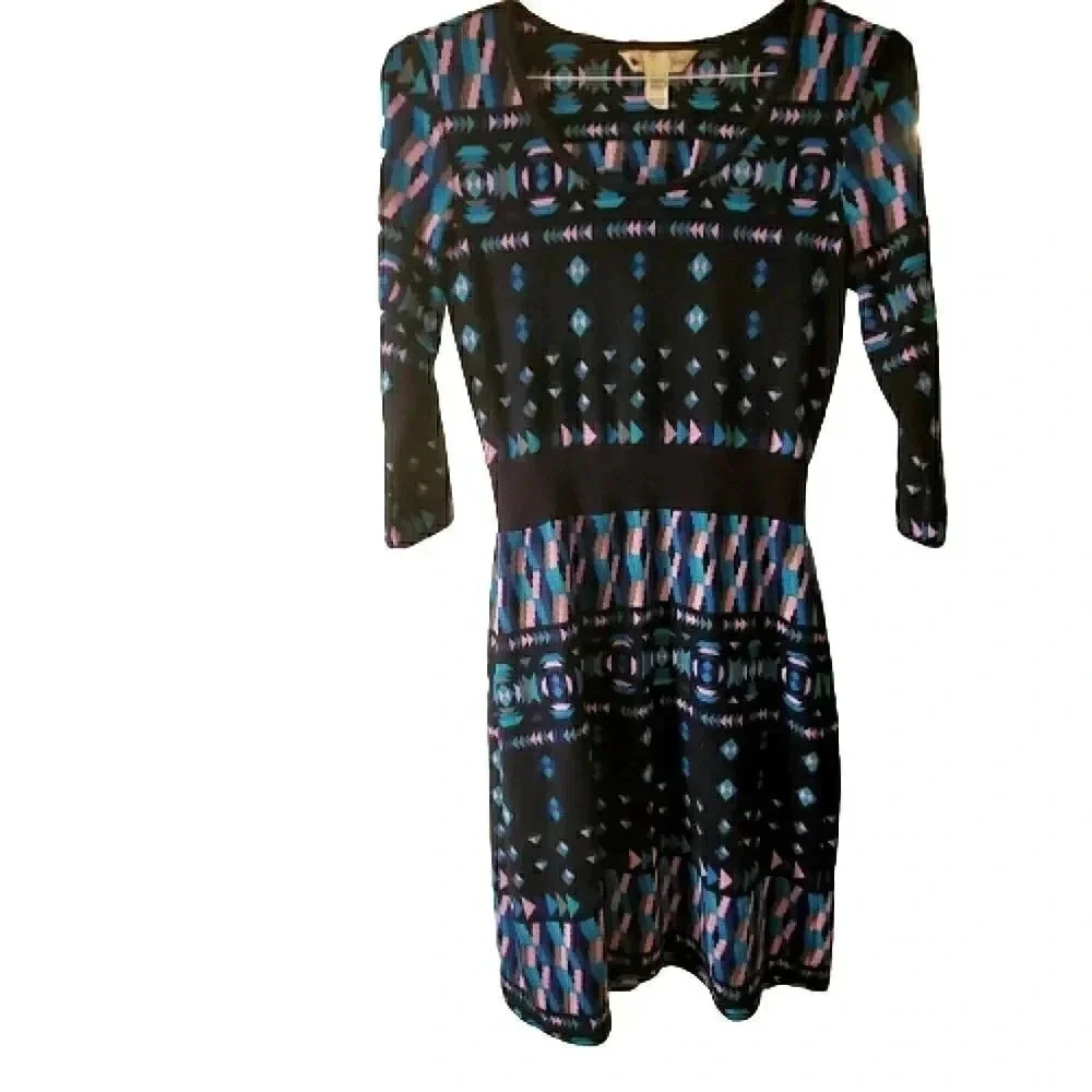 Yumi scoop neck, 3/4 sleeve multi colored, sweater dress  Size 8